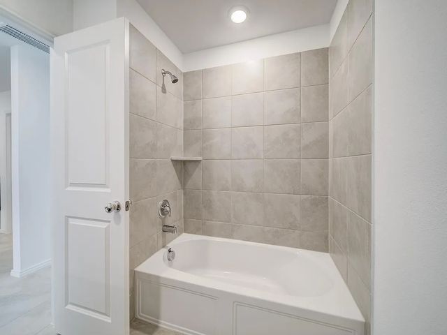 352 Sun Bluff Road, Fort Worth, TX 76052