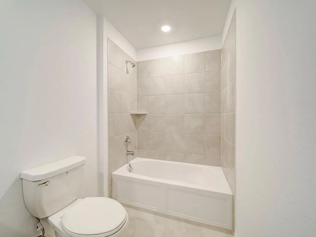 352 Sun Bluff Road, Fort Worth, TX 76052