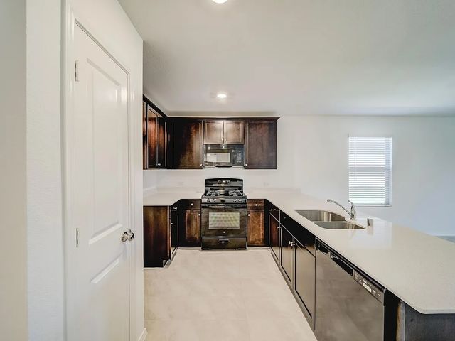 352 Sun Bluff Road, Fort Worth, TX 76052