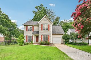 7329 Starvalley Drive, Charlotte, NC 28210
