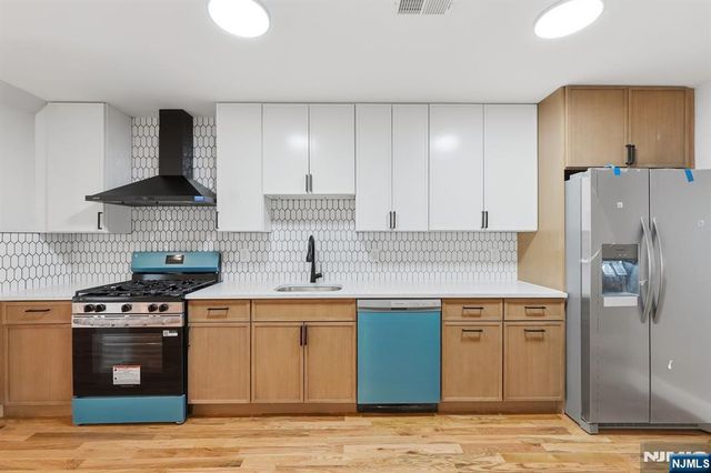 134 Shepard Avenue, East Orange, NJ 07018