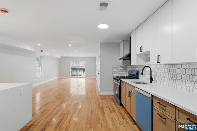 134 Shepard Avenue, East Orange, NJ 07018
