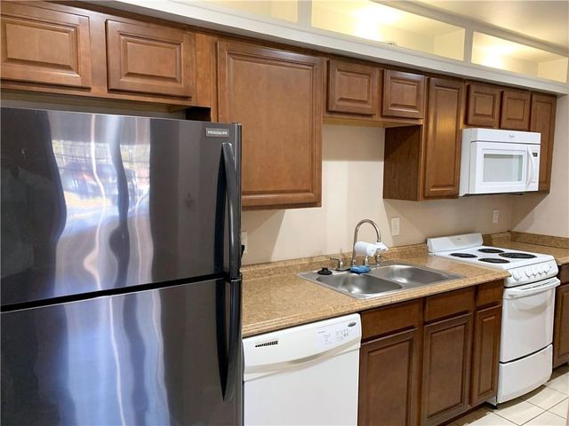 317 W Wieuca Road NE, Atlanta, GA 30342