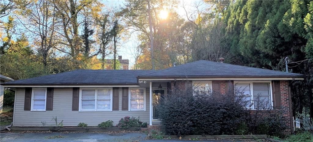 317 W Wieuca Road NE, Atlanta, GA 30342