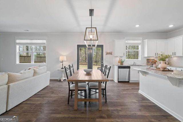 366 Barnwood Lane, Dawsonville, GA 30534