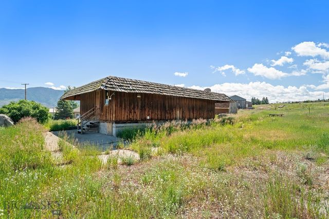 390 Holmes Avenue, Butte, MT 59701