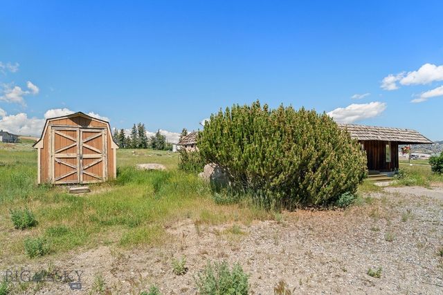 390 Holmes Avenue, Butte, MT 59701