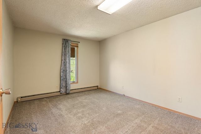 390 Holmes Avenue, Butte, MT 59701