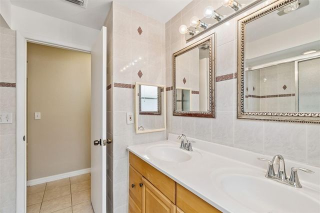 2554 ROLLING OAKS DRIVE, Palm Harbor, FL 34683