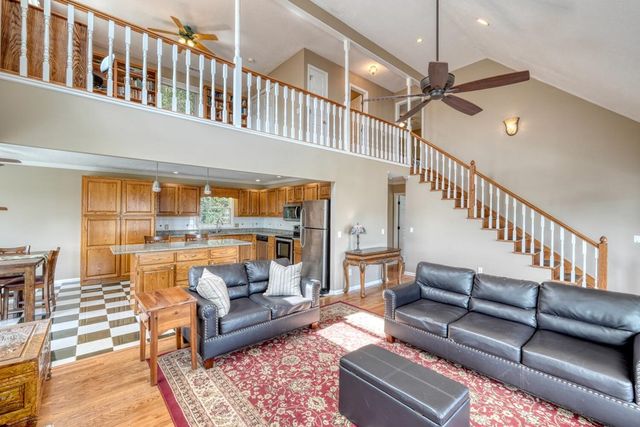 3023 Bear Lane, Hiawassee, GA 30546