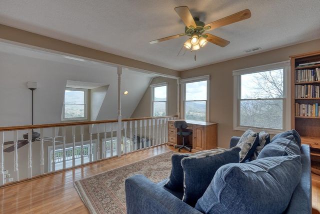 3023 Bear Lane, Hiawassee, GA 30546