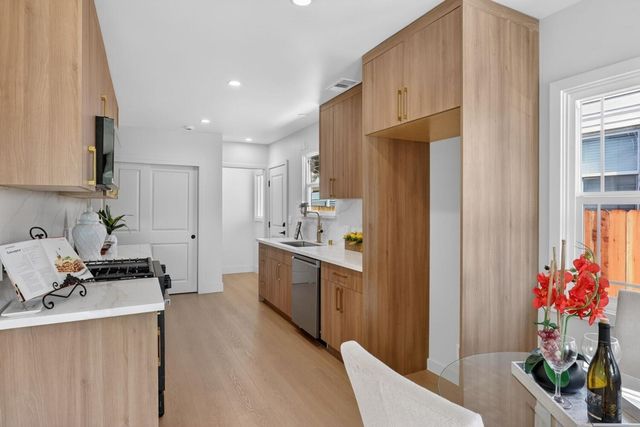 356 Belleview Dr, San Leandro, CA 94577