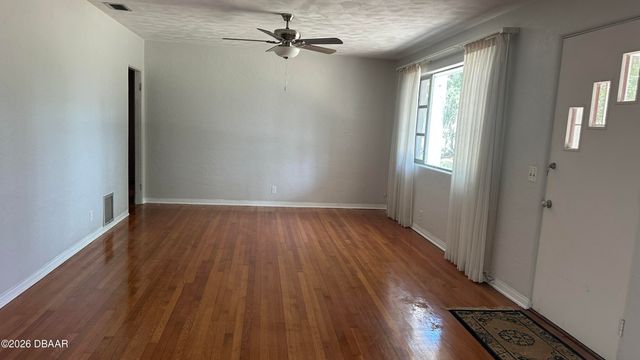 1166 Australia Avenue, Daytona Beach, FL 32114