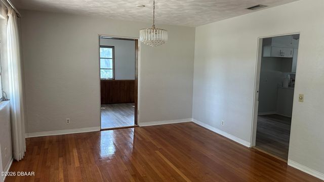 1166 Australia Avenue, Daytona Beach, FL 32114