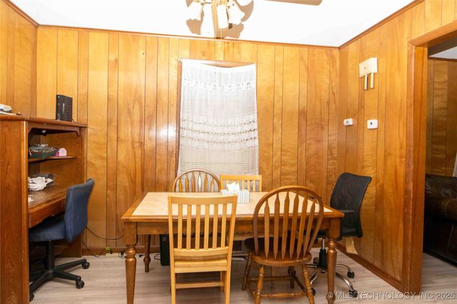 444 S 43rd West Avenue, Tulsa, OK 74127