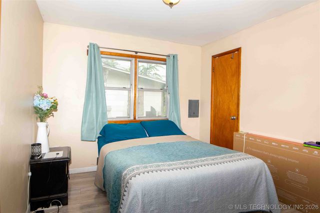 444 S 43rd West Avenue, Tulsa, OK 74127