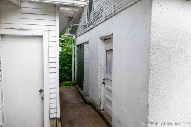 444 S 43rd West Avenue, Tulsa, OK 74127