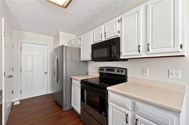 1525 Farrington Drive, Kettering, OH 45420