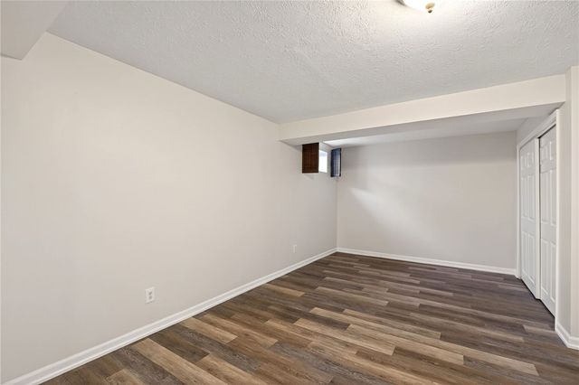 1525 Farrington Drive, Kettering, OH 45420