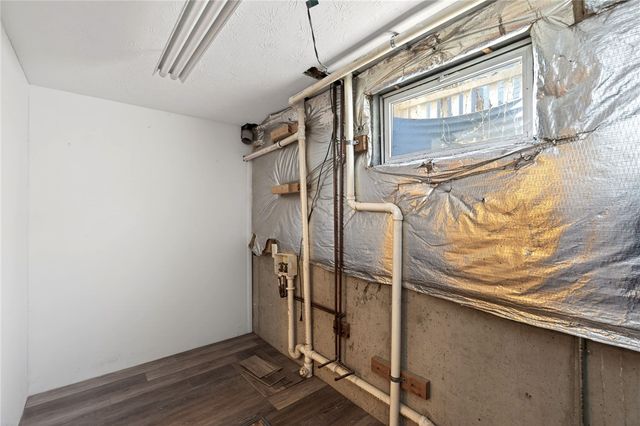 1525 Farrington Drive, Kettering, OH 45420