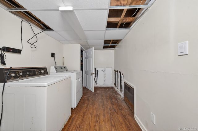 19 Angevine Avenue, Hempstead, NY 11550