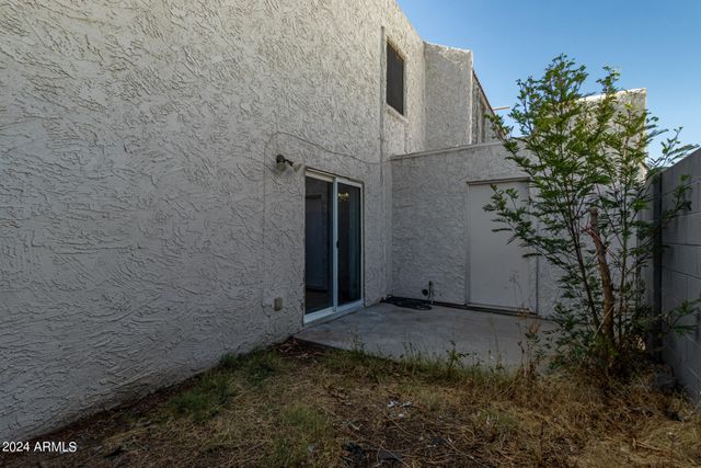 4718 W Orangewood Avenue, Glendale, AZ 85301