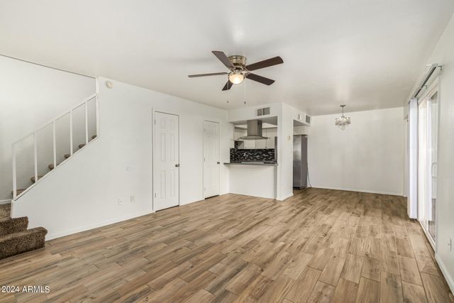 4718 W Orangewood Avenue, Glendale, AZ 85301