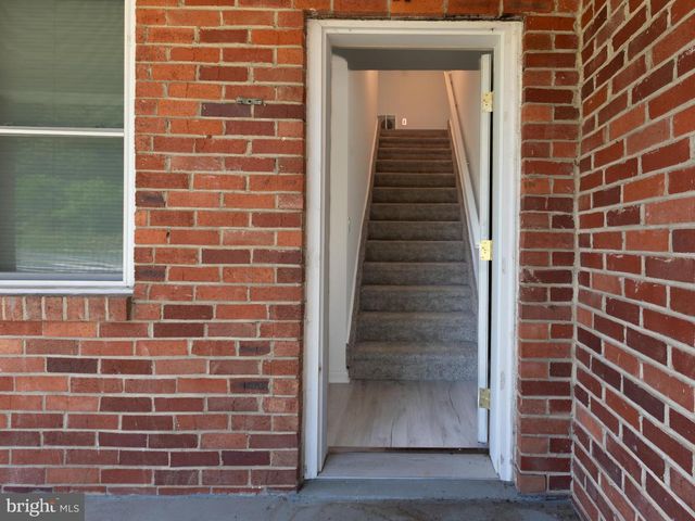 2450 HAPPY CREEK RD, Front Royal, VA 22630
