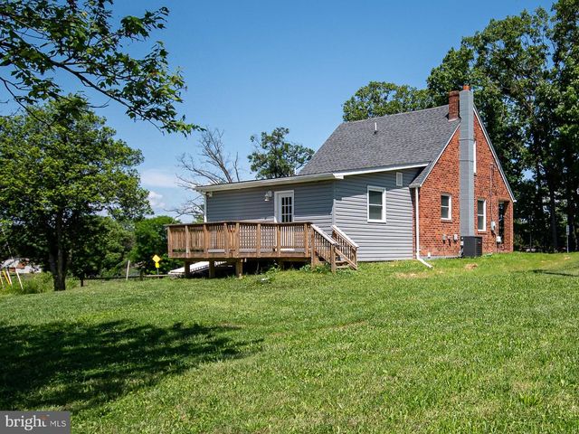2450 HAPPY CREEK RD, Front Royal, VA 22630