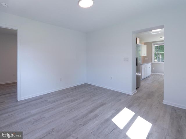 2450 HAPPY CREEK RD, Front Royal, VA 22630