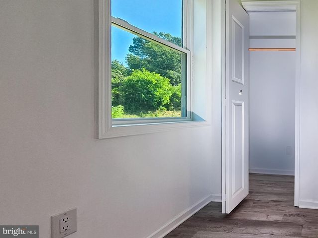 2450 HAPPY CREEK RD, Front Royal, VA 22630