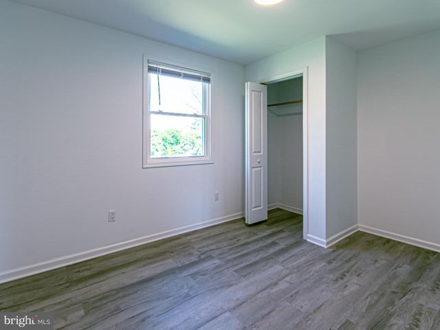 2450 HAPPY CREEK RD, Front Royal, VA 22630