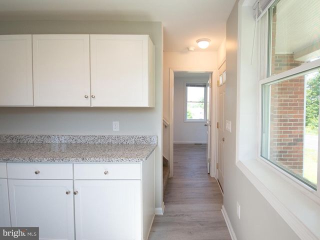 2450 HAPPY CREEK RD, Front Royal, VA 22630