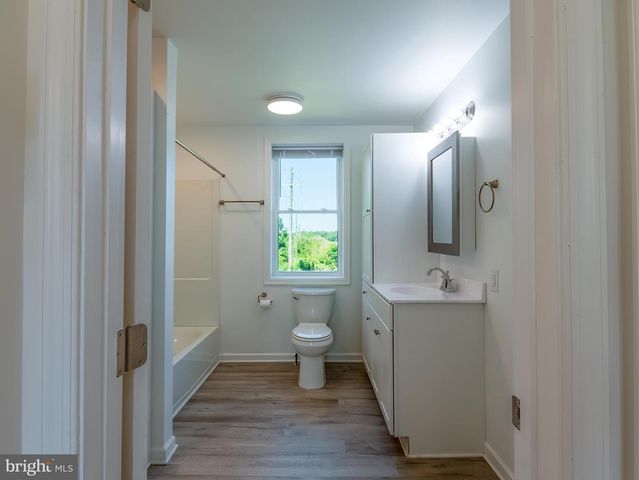 2450 HAPPY CREEK RD, Front Royal, VA 22630