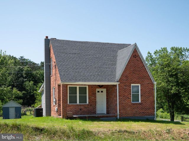 2450 HAPPY CREEK RD, Front Royal, VA 22630