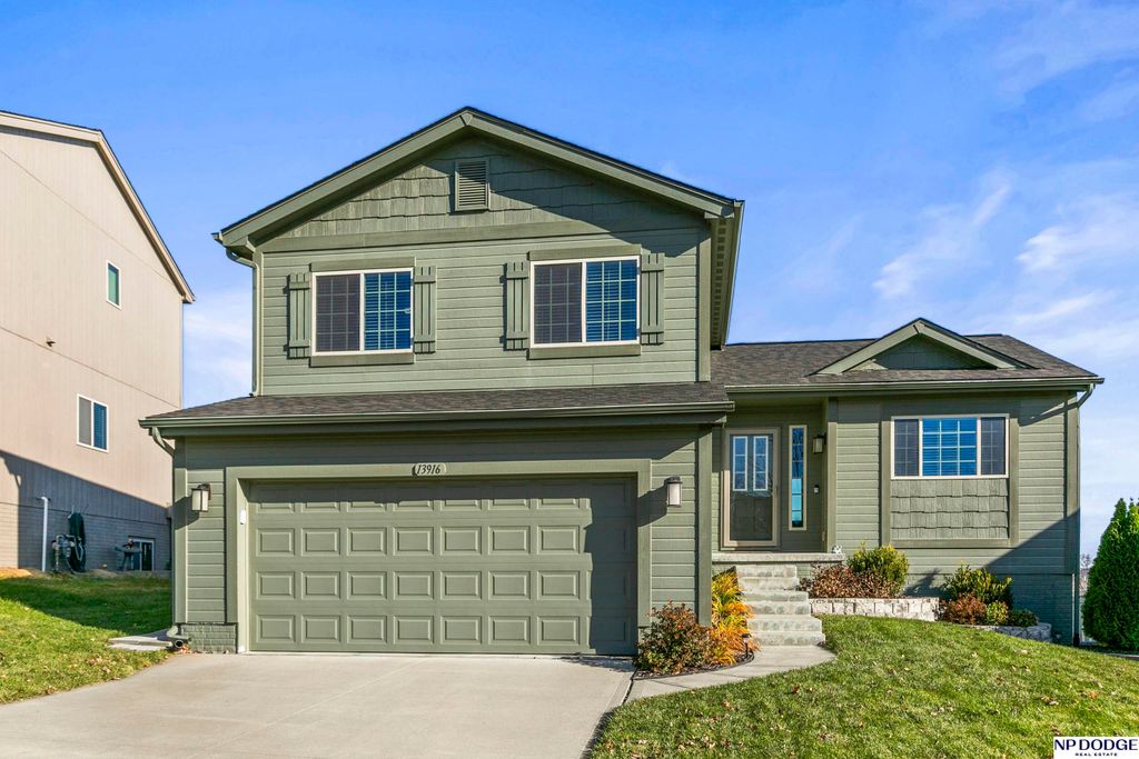 13916 Vane Street, Omaha, NE 68142