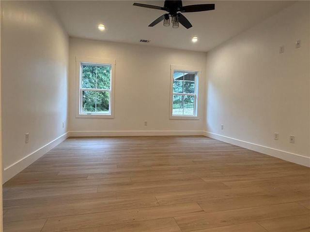 189 Oakland Drive, Calhoun, GA 30701