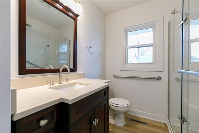 4412 63rd Street, Urbandale, IA 50322