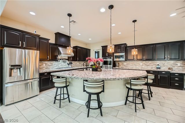 5879 Sky Heights Court, Las Vegas, NV 89135