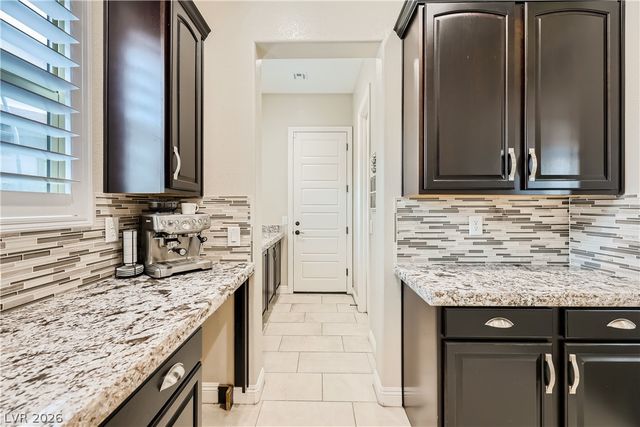 5879 Sky Heights Court, Las Vegas, NV 89135