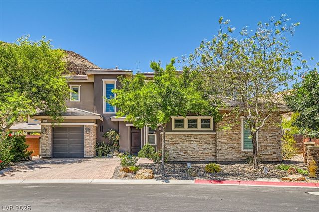 5879 Sky Heights Court, Las Vegas, NV 89135