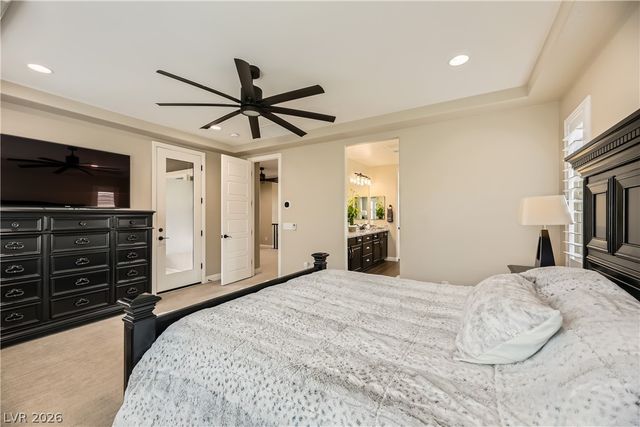 5879 Sky Heights Court, Las Vegas, NV 89135