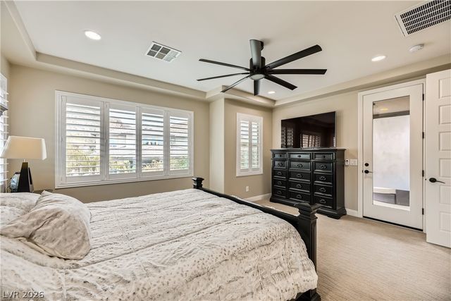 5879 Sky Heights Court, Las Vegas, NV 89135
