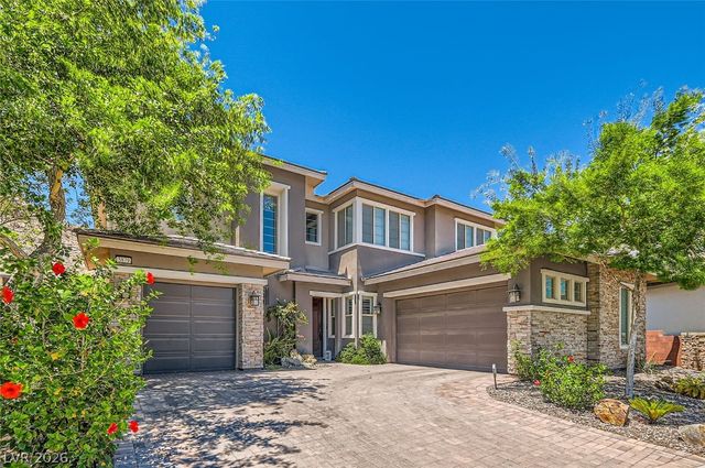 5879 Sky Heights Court, Las Vegas, NV 89135