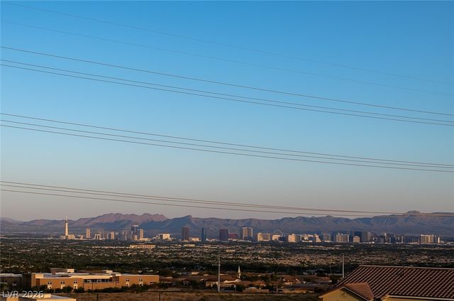 5879 Sky Heights Court, Las Vegas, NV 89135