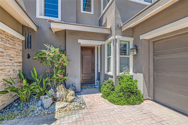 5879 Sky Heights Court, Las Vegas, NV 89135