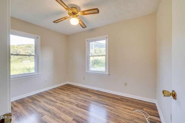 101 Popular Grove Road, Elizabethton, TN 37643