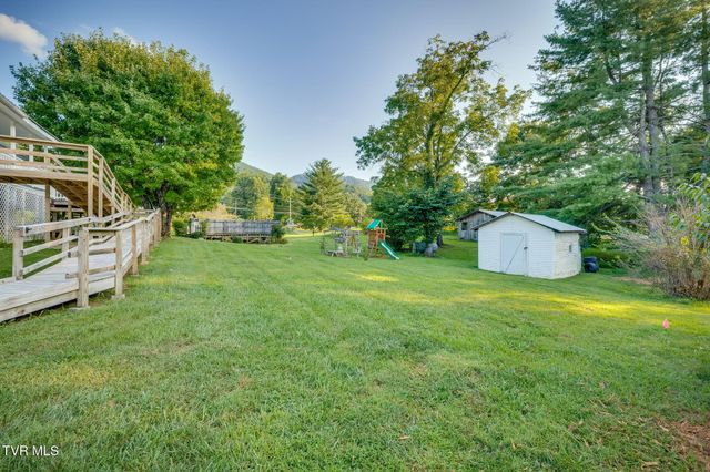 101 Popular Grove Road, Elizabethton, TN 37643