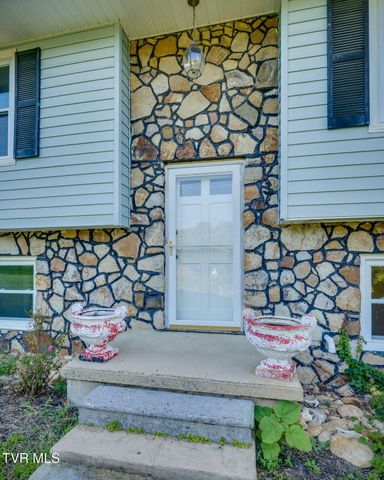 101 Popular Grove Road, Elizabethton, TN 37643