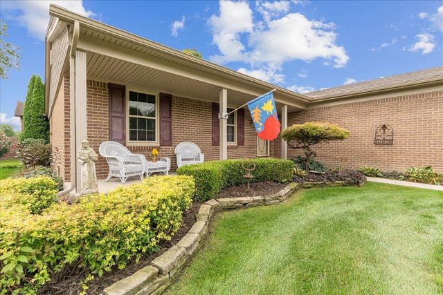31656 Twin Oaks Drive, Chesterfield, MI 48047